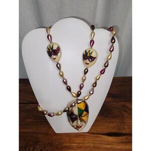Vintage Mardi Gras Beads Harlequin Masks Hand Painted‎